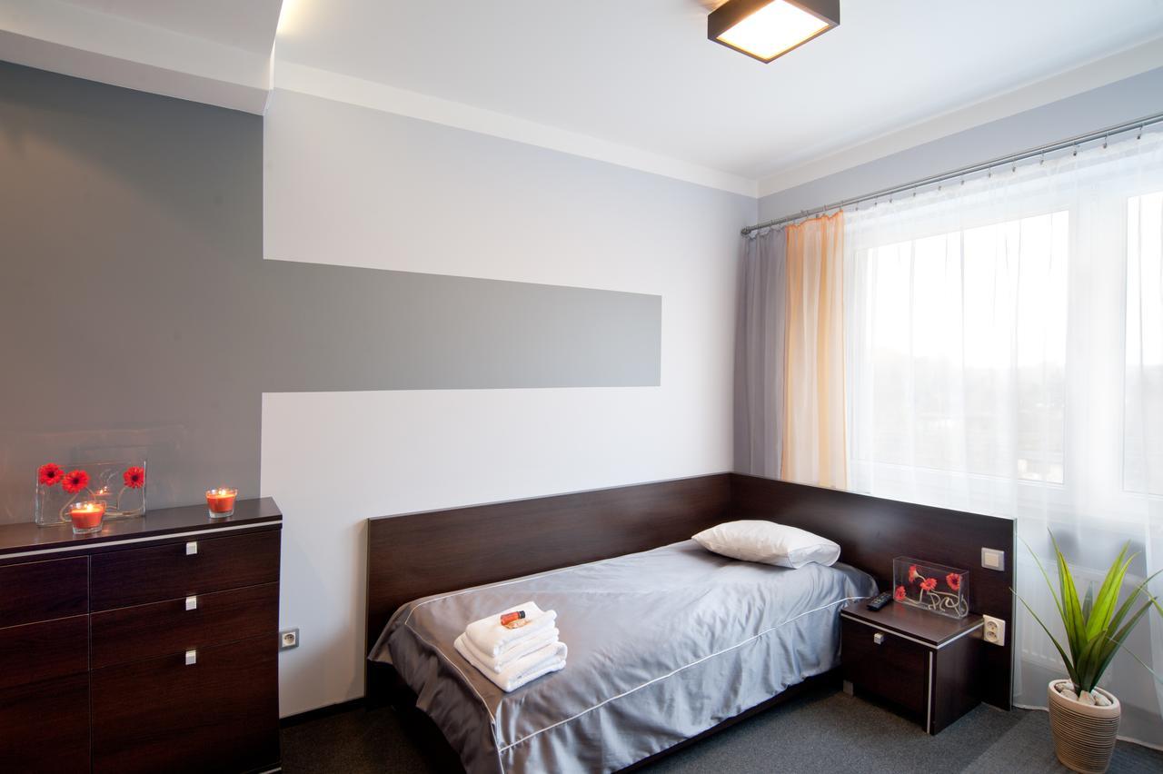 Mloda Europa Lodz  Exterior photo